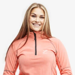 Trekker Fleece Women Burnt Coral -KIN Clothing Style Shop 1a1506e5 d47d 4d80 8499 09cff7a0b930