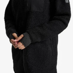 Bigfoot Long Pile Women Jetblack -KIN Clothing Style Shop 3a17acd3 8553 4fc6 b11c be2d9174627b