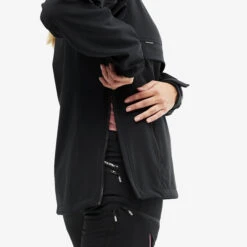 Hiball Anorak Women Black/Pink -KIN Clothing Style Shop 6e32a925 29c9 4730 87f9 9f1b3c6a5356