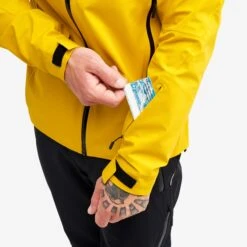 Cyclone Rescue Jacket 2.0 Men Lemon Curry -KIN Clothing Style Shop 9fadf52b fbe1 42cd 8257 5b9c40354c8c