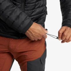 Radical Insulate Jacket Men Black -KIN Clothing Style Shop a645225a 87f7 4ea1 b2eb 1d11d5259303