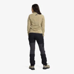 Trekker Fleece Women Khaki 9 Trekker Fleece Women Khaki -KIN Clothing Style Shop bf32c31f 0b5a 4ad5 94a9 ec4c19324092