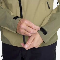 Silence Proshell Jacket Men Aloe -KIN Clothing Style Shop bfe37e17 1d2c 41a5 a752 54941961a183