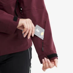 Cyclone Rescue Jacket 2.0 Women Burgundy -KIN Clothing Style Shop c01118ce 0e5c 4aa4 b8fb f27dfa9e7aea