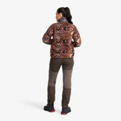 High Pile Fleece Women Andorra -KIN Clothing Style Shop ffe060e5 7c8f 4fc9 be9a 58b40b52382e